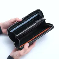 Nintendo Switch 2型の革財布
